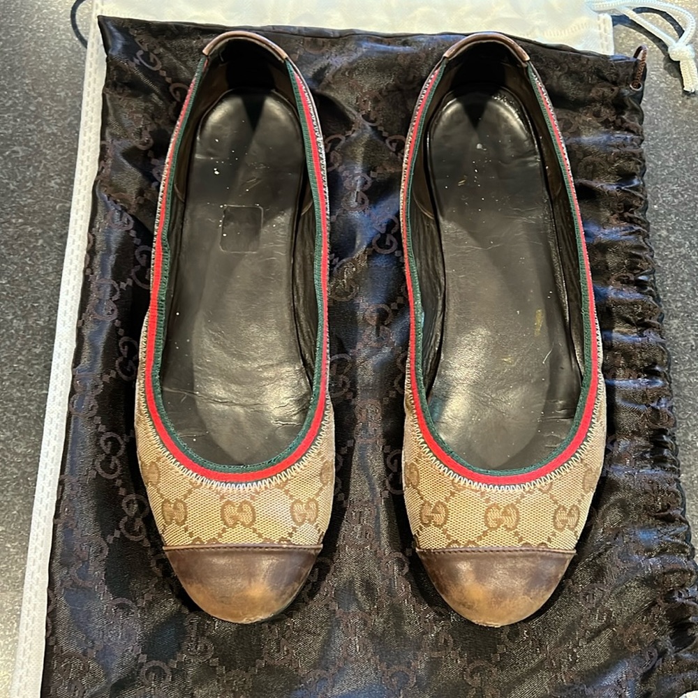 Gucci flats size 9.5